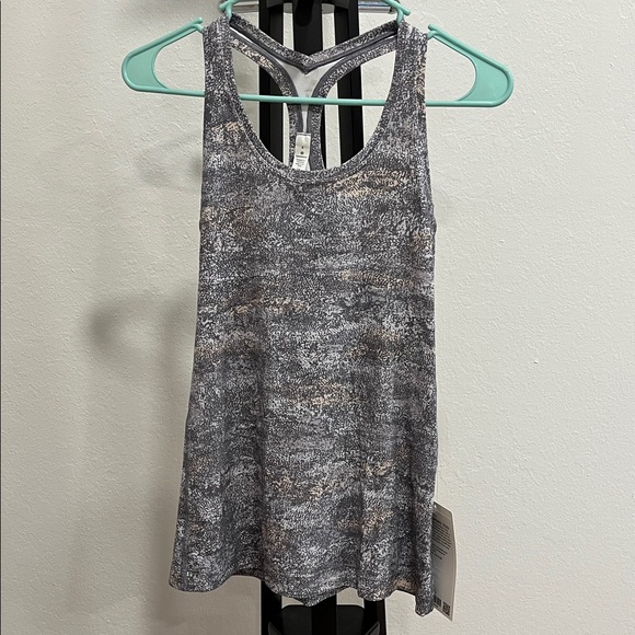 Lululemon Cool Racerback II *Nulu NWT - Picture 4 of 6